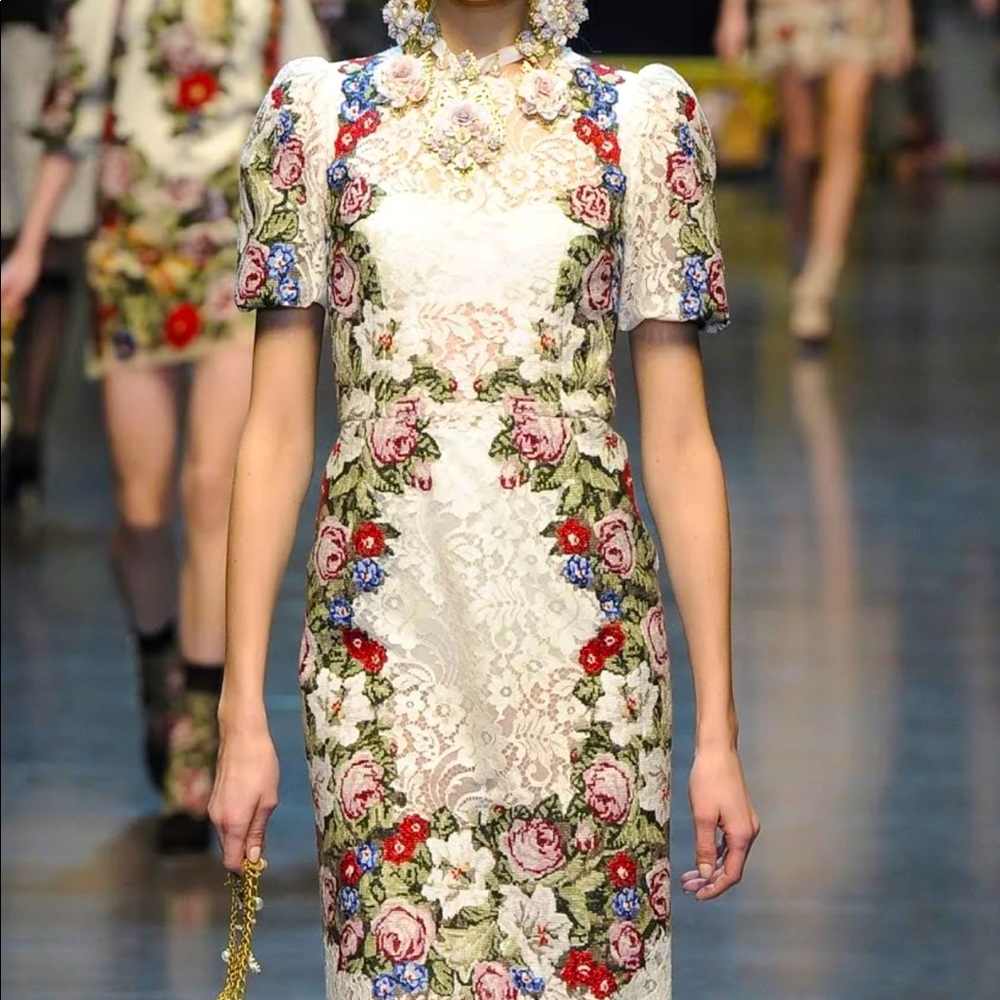 Runway Dolce&Gabbana Embroidered laced dress.
